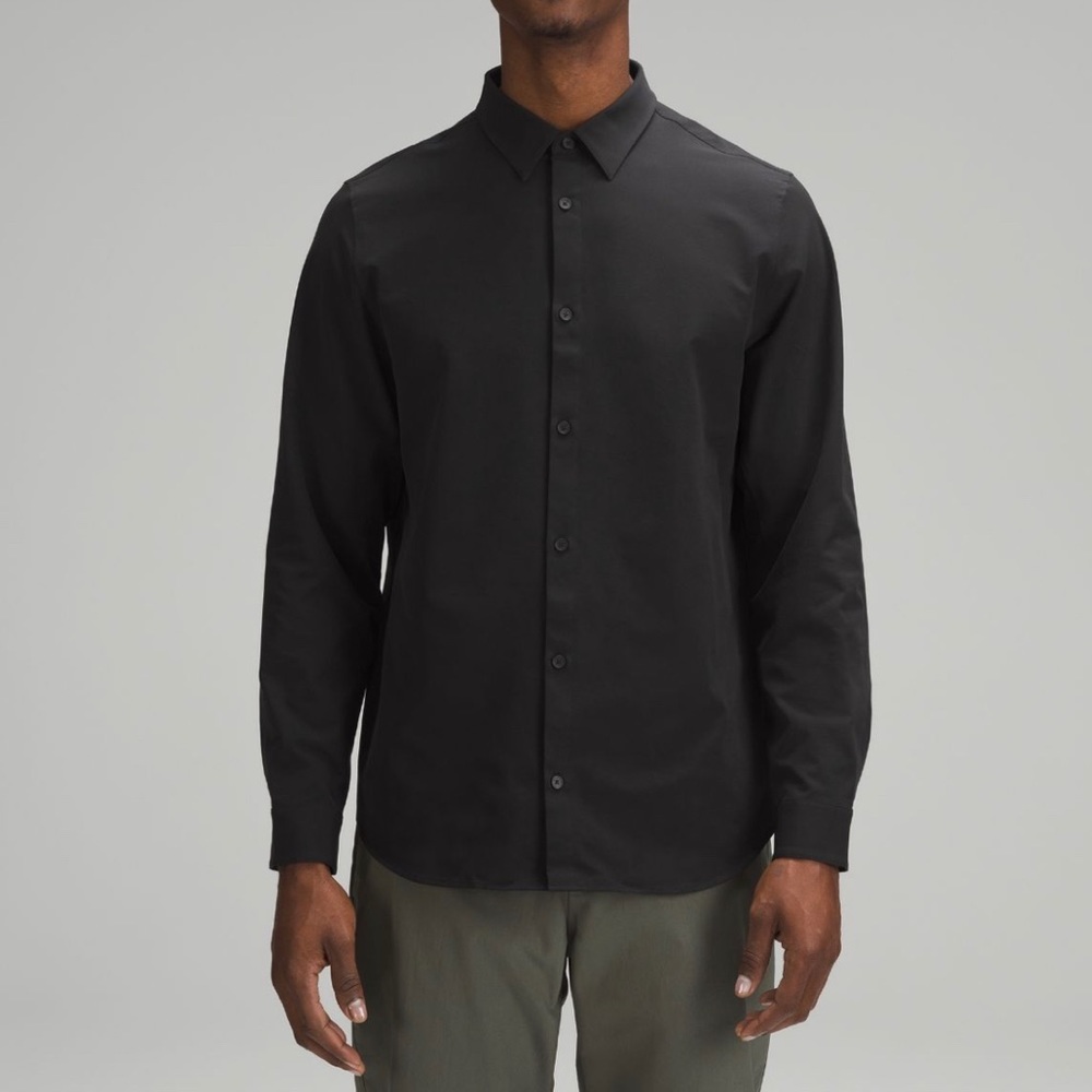 Lululemon New Venture long sleeve slim fit shirt black size L